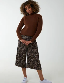 Animal Print Cropped Trousers
