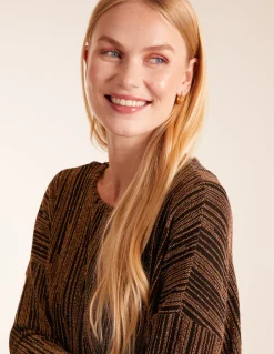 Asymmetric Batwing Metallic Top