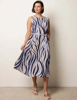 Bold Wave Print Belted Dress