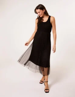 Crochet Top Pleat Dress