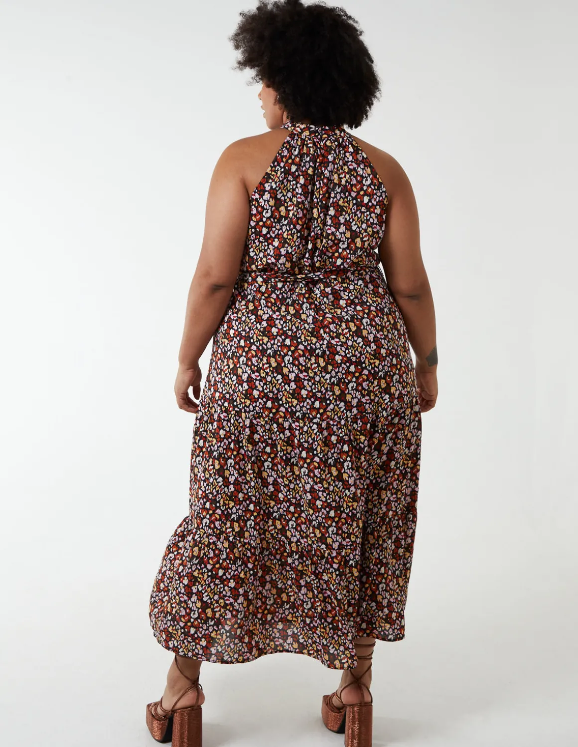 Curve Halter Neck Midi Dress