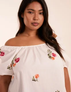 Curve Milkmaid Flower Embroidered Top