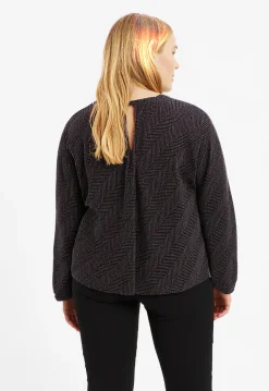 Curve Puffball High Neck Top