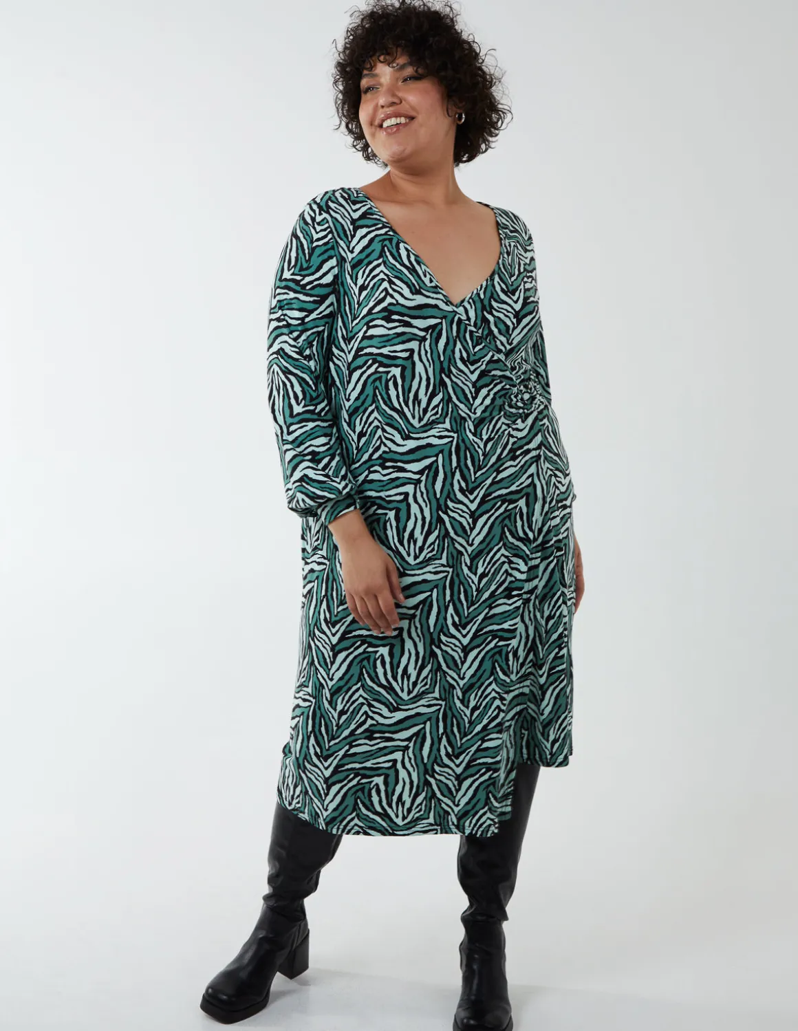 Curve V-Neck Ring Detail Midi Dress