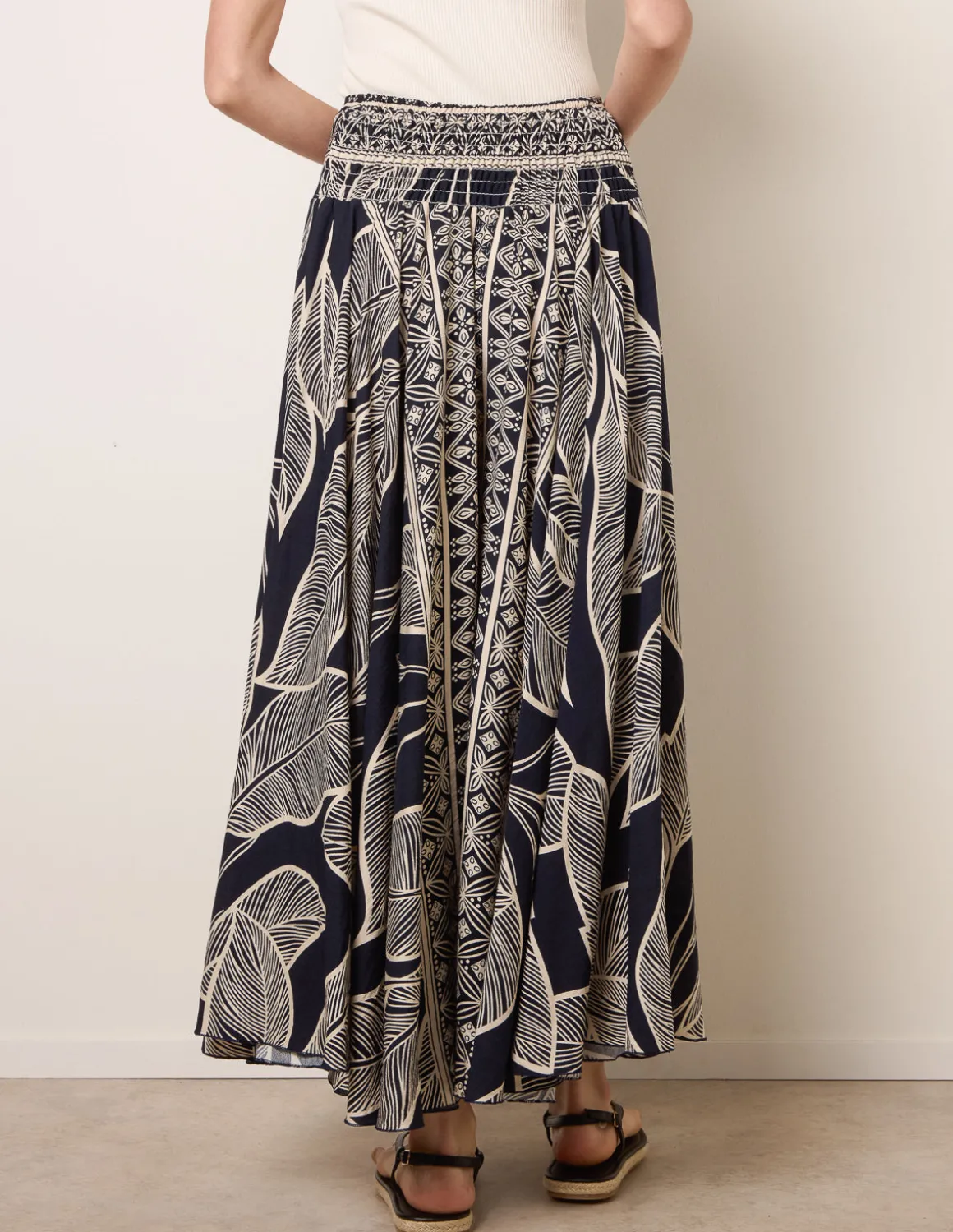 Deep Waist Extra Wide Flowy Trousers