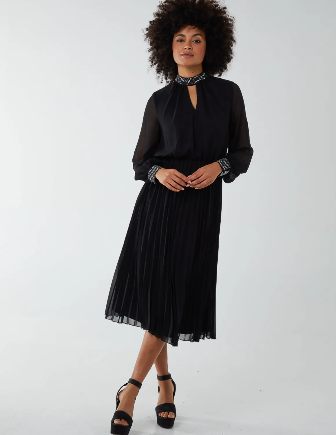 Diamante Collar Pleated Skirt Midi Dress