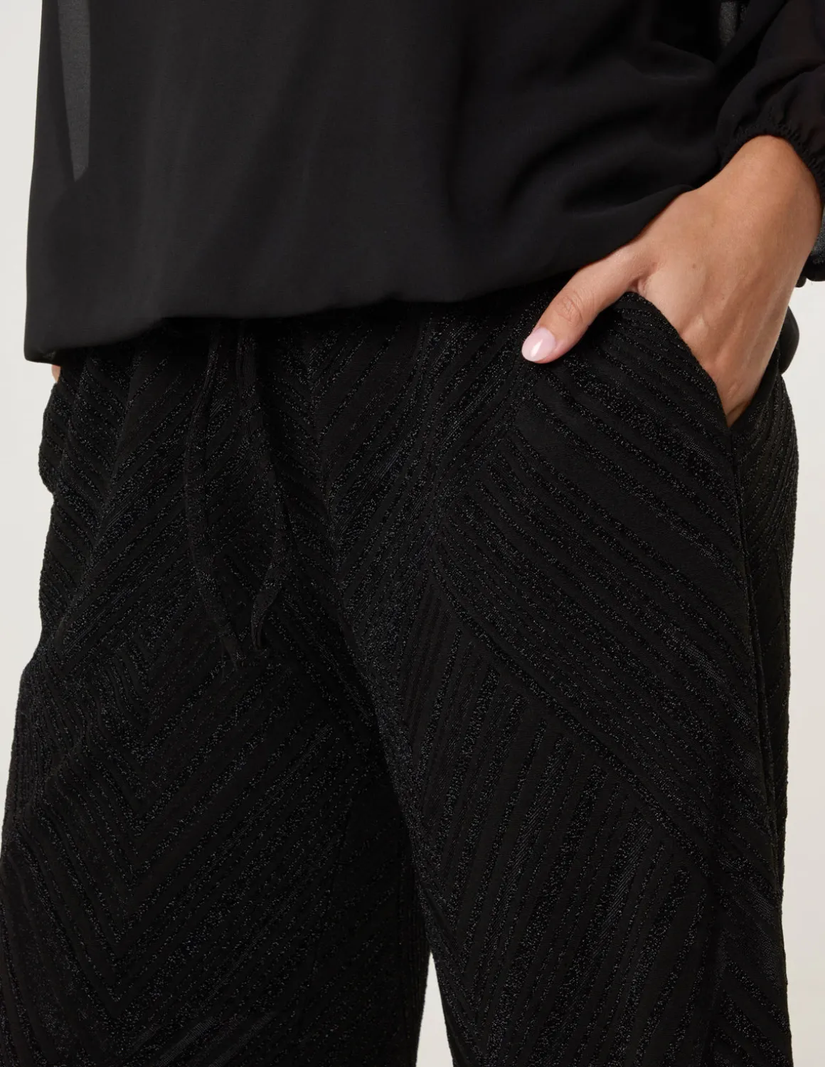 Draw Cord Metallic Trousers