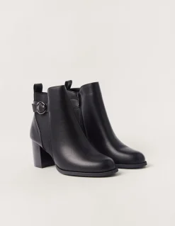 Elastic Side Detail Block Heeled Boots