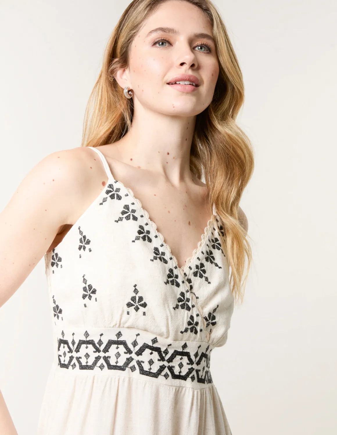 Embroidered Sleeveless Maxi Dress