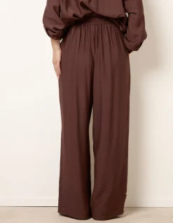 Floral Embroidery Trousers