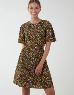Floral Print Crew Neck Dress
