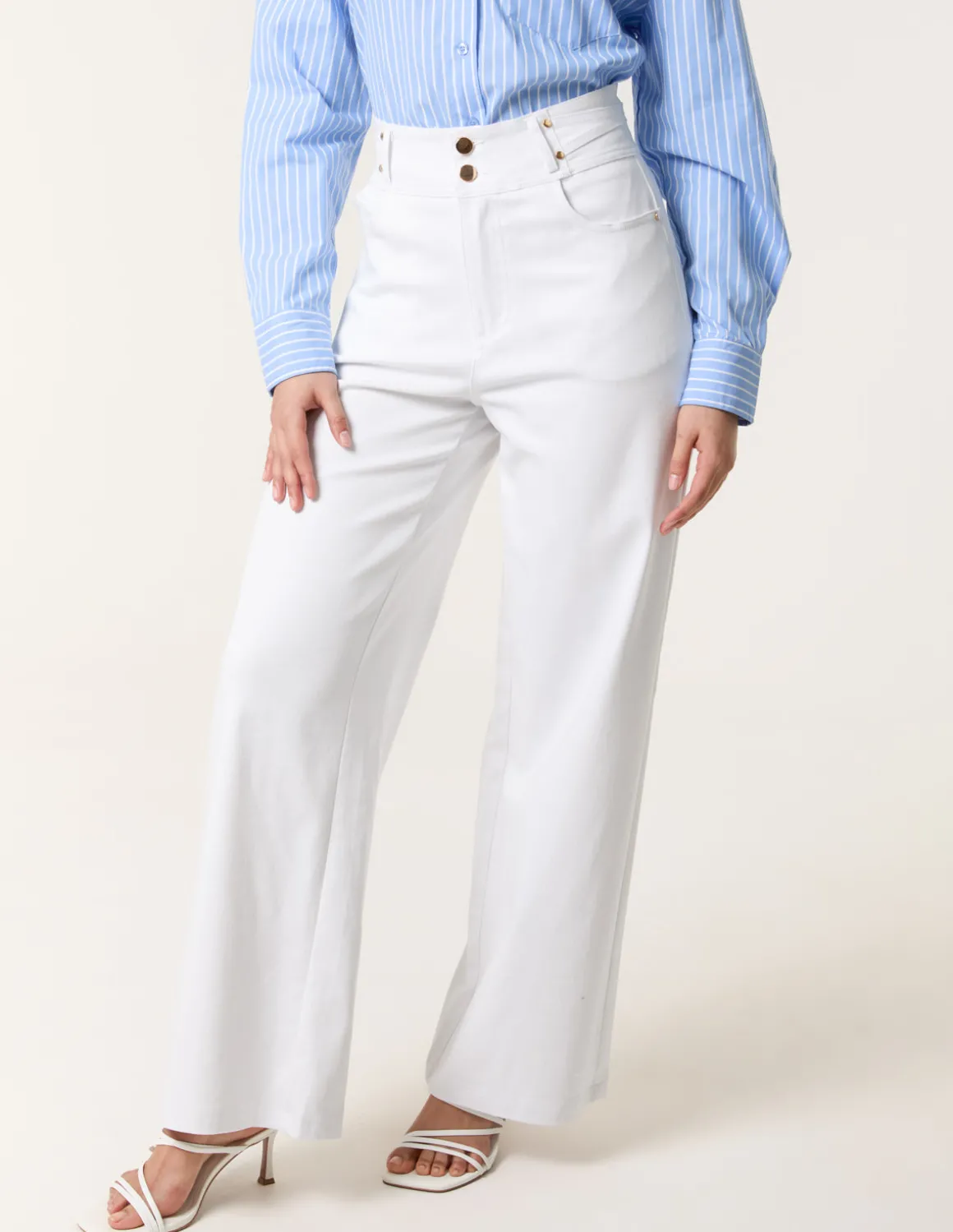 High Waisted Jeans