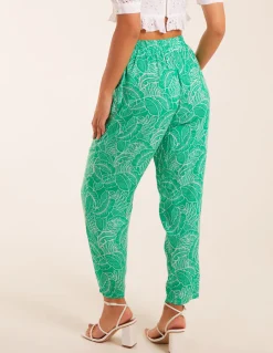 Leaf Print Capri Trousers