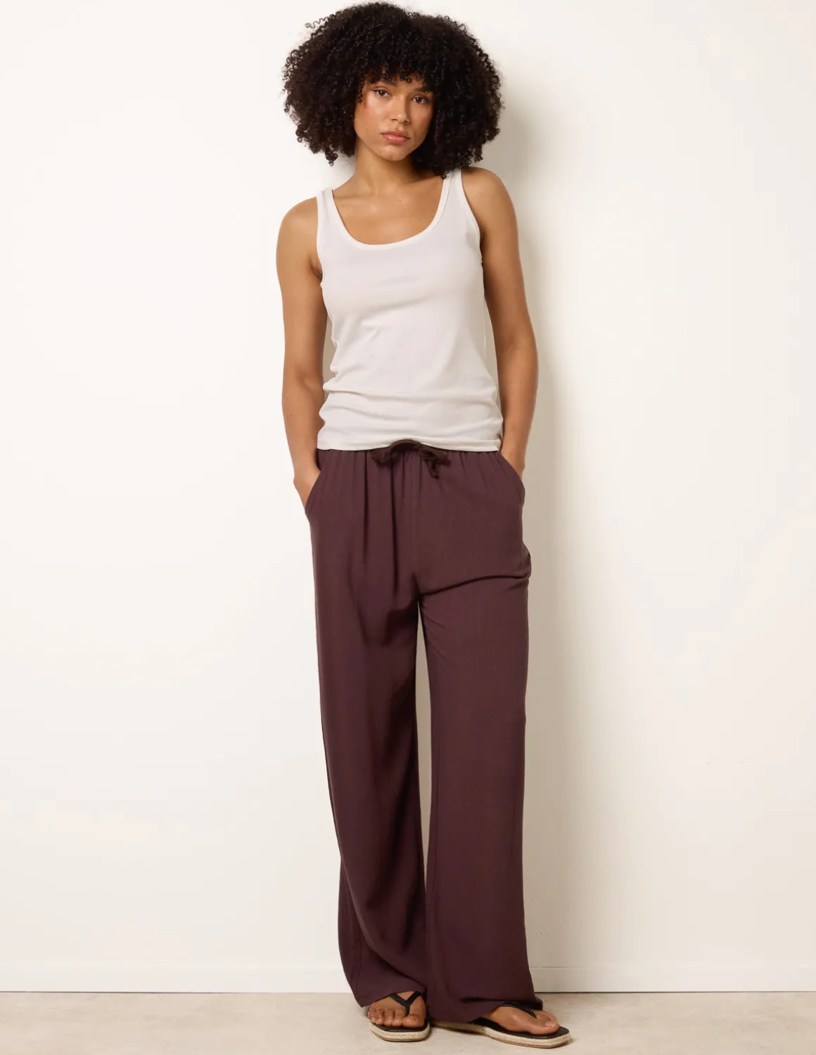Linen-Blend Drawstring Trousers