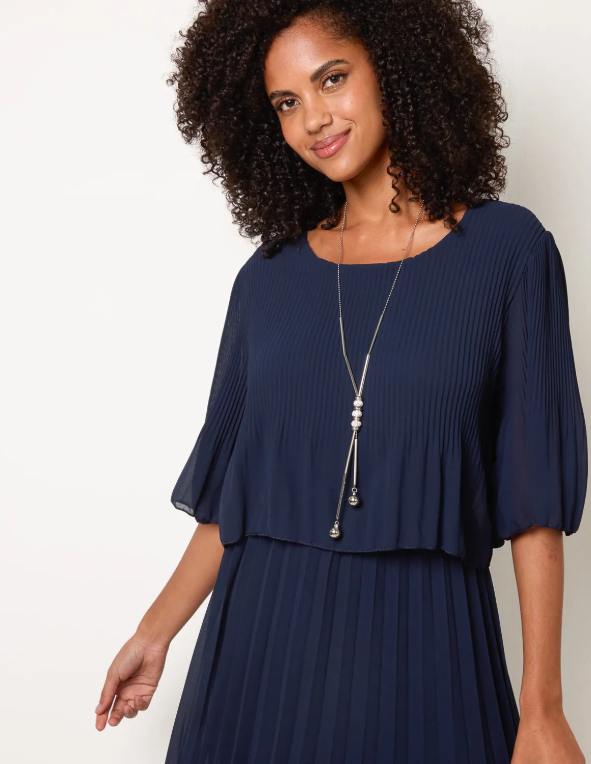 Pleated Short Sleeve Dress with Necklace