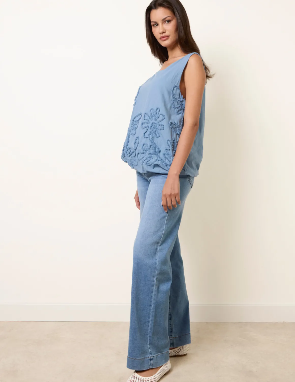 Puffball Flower Top