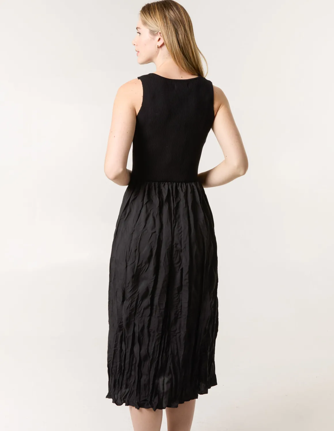 Round Neck Crinkled Dress