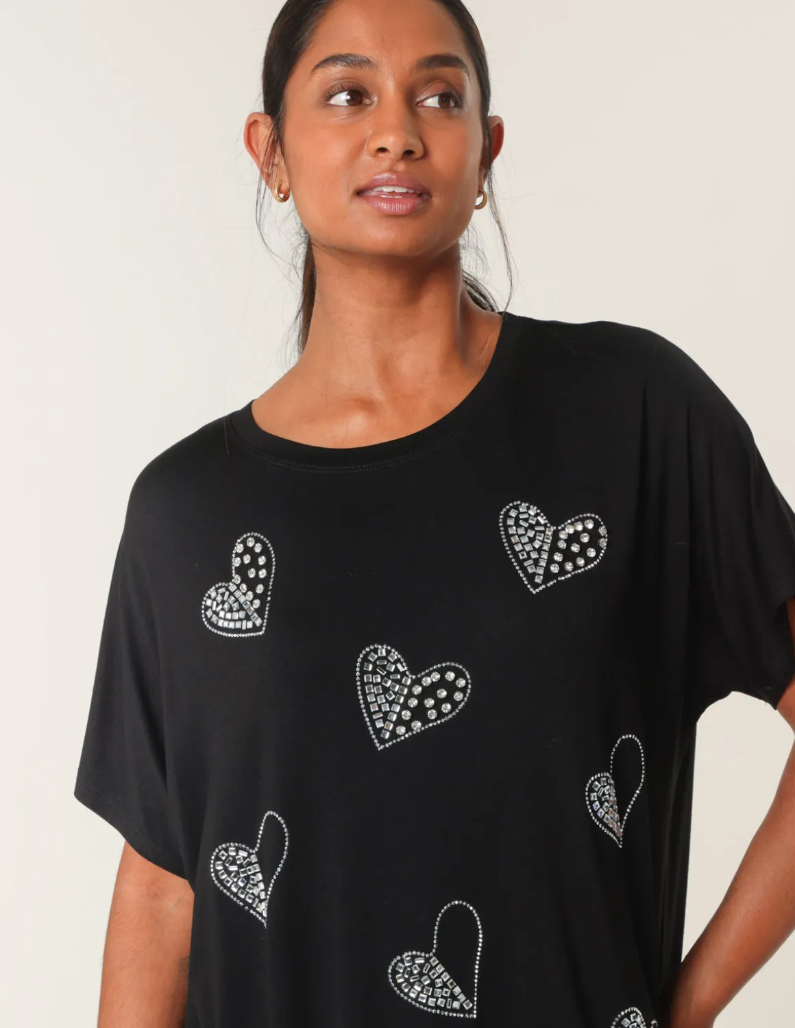 Round Neck Diamante Heart Detailing T-Shirt
