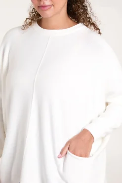 Round Neck Pocket Jumper