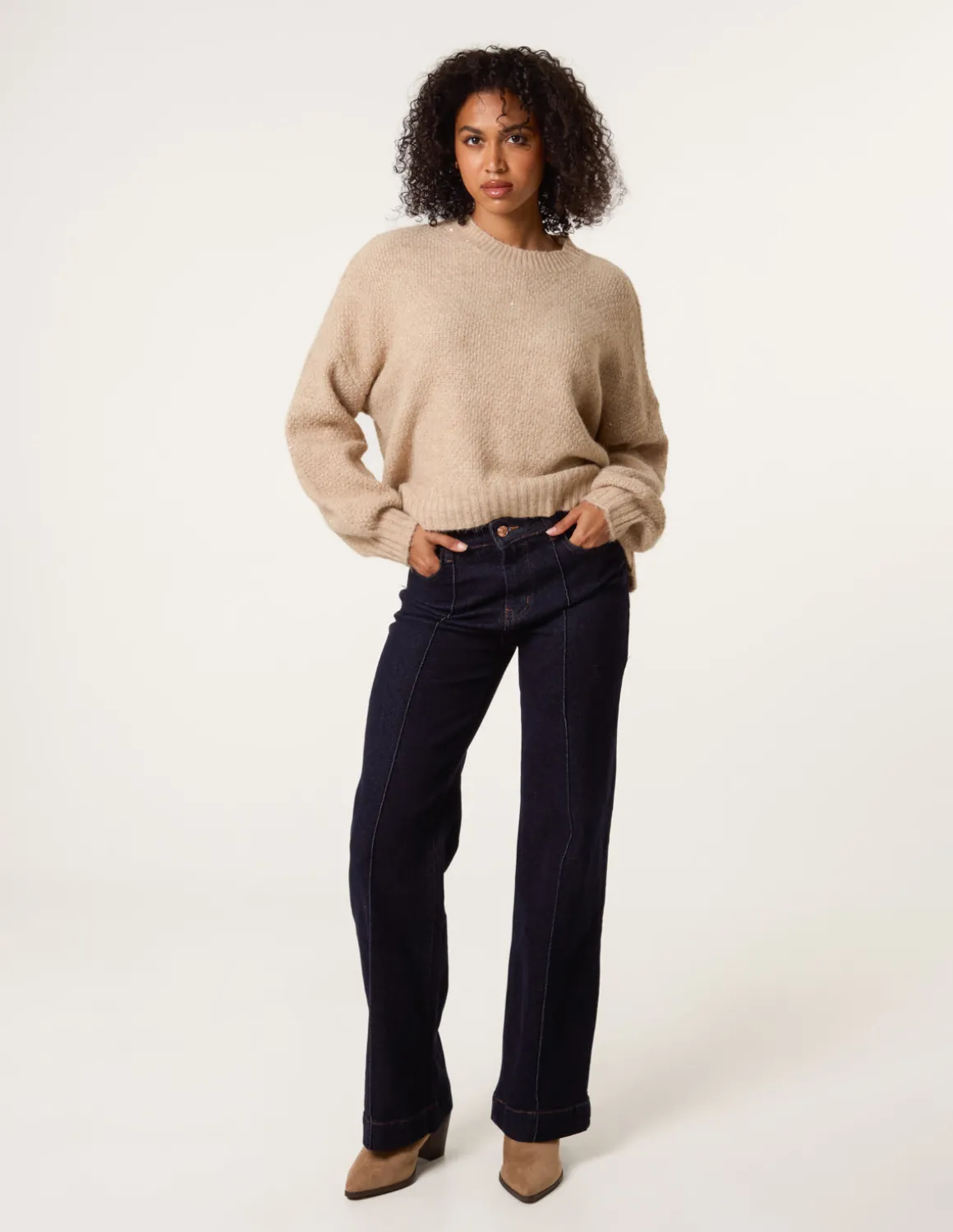 Round Neck Sequin Detailed Jumper