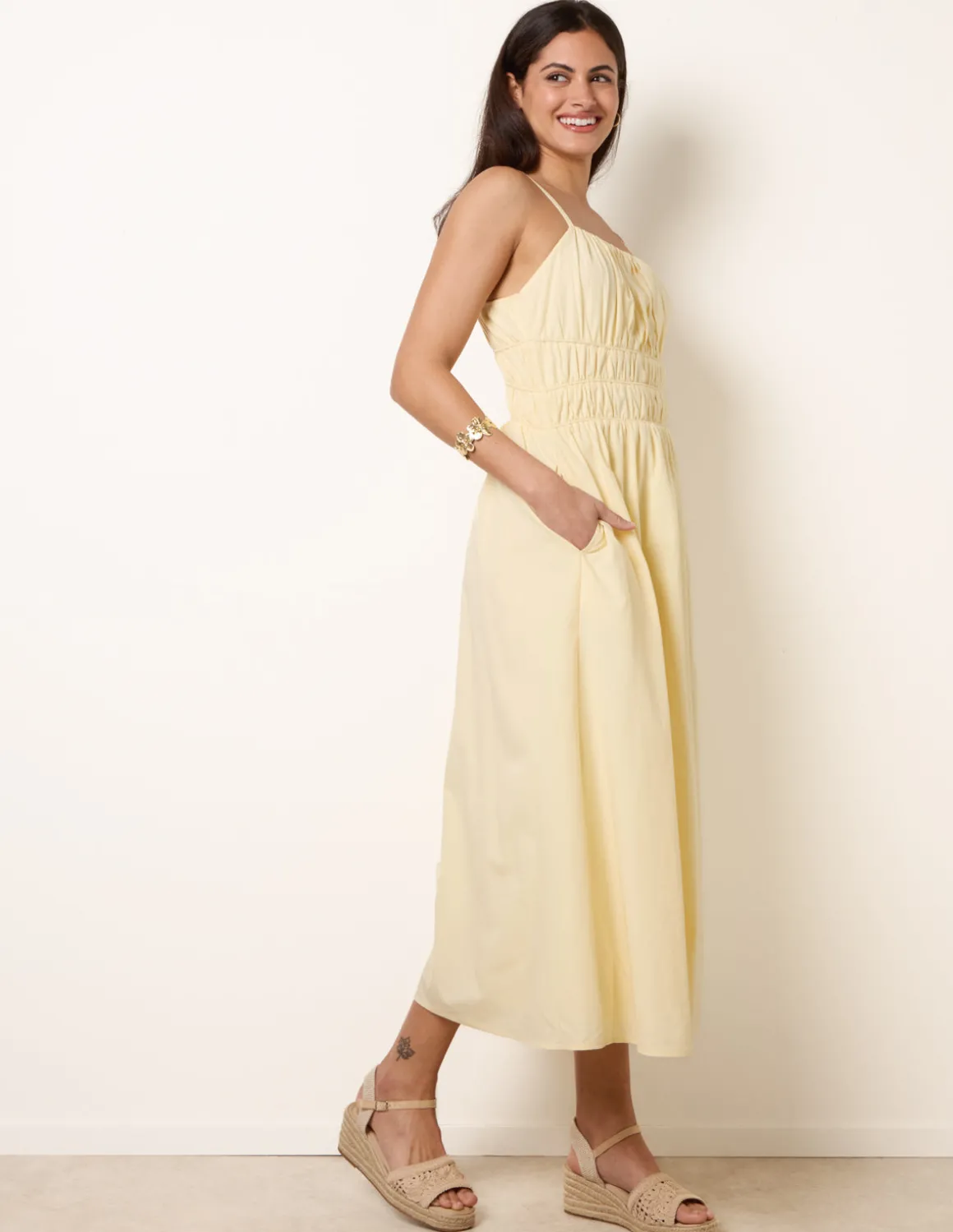 Ruched Binding Strappy Midi Dress