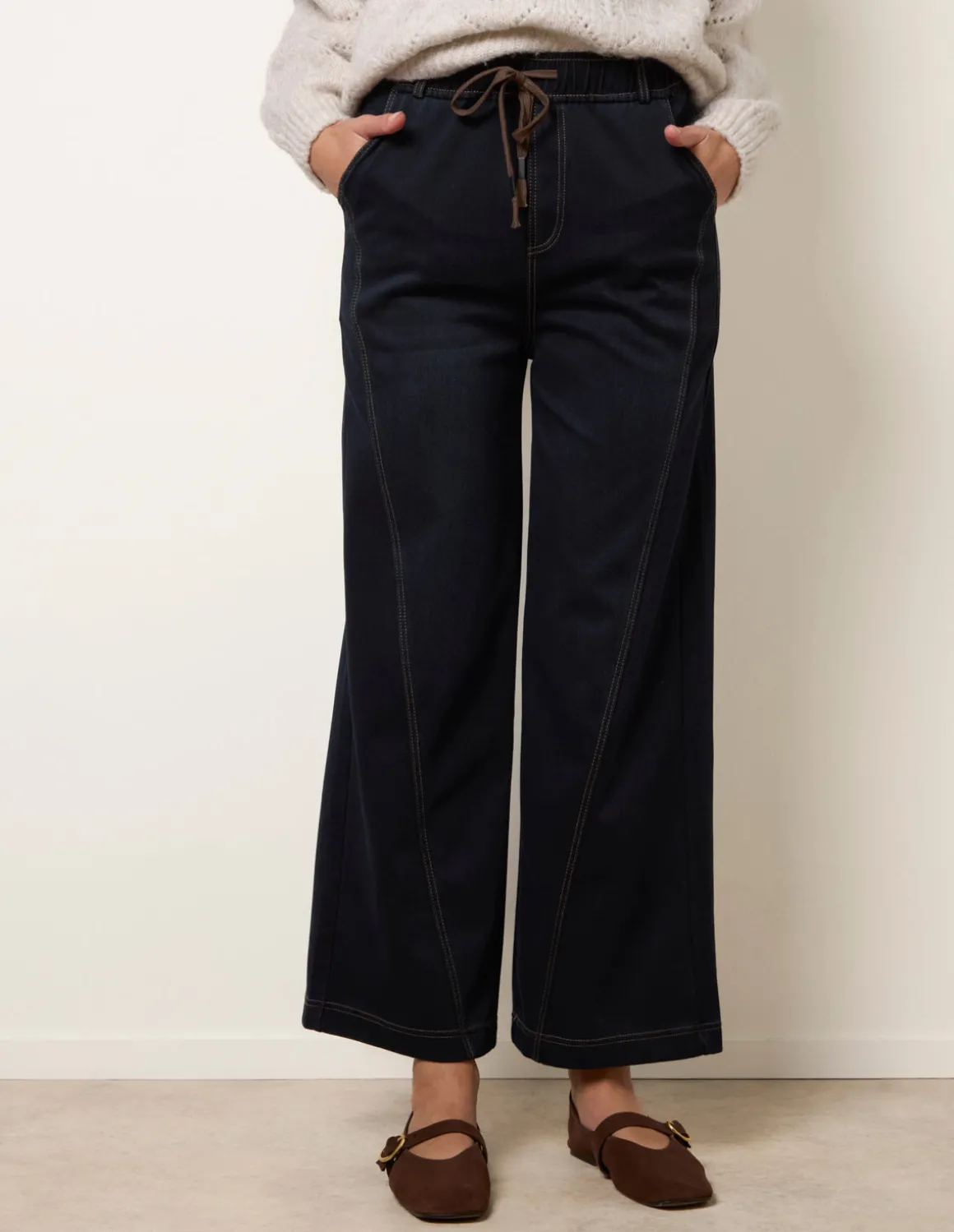Seam Detail Jeans