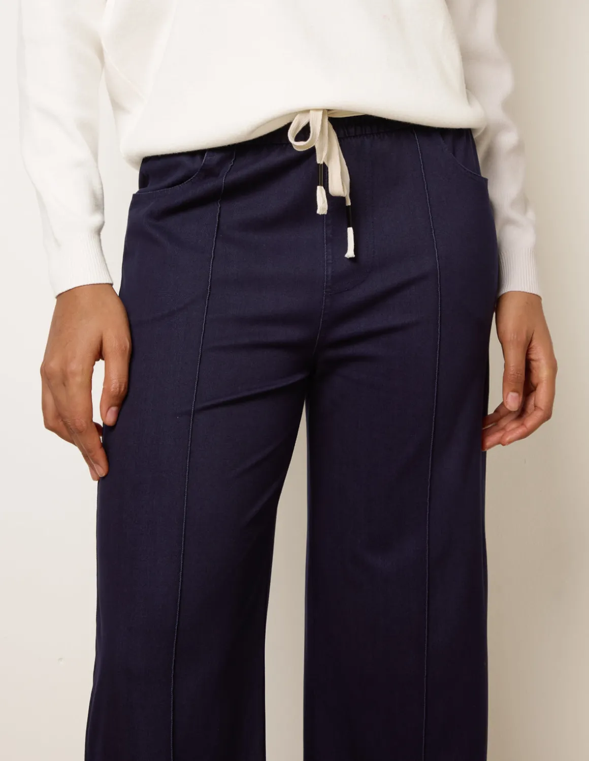 Seam Detail Wide Leg Pants