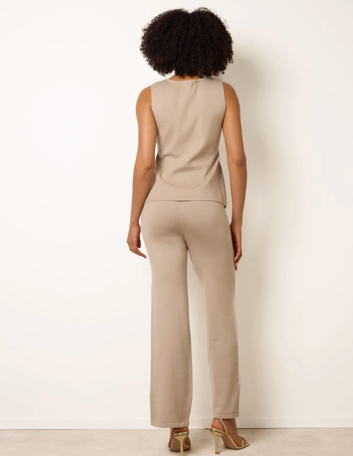 Set With Gold Button