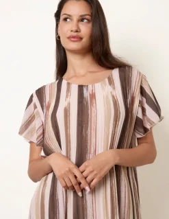 Short Sleeve Pleated Paint Top