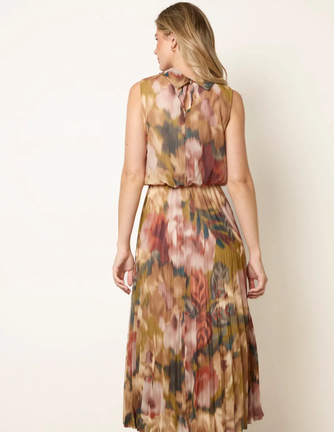 Sleeveless Cowl Neck Pleat Dress