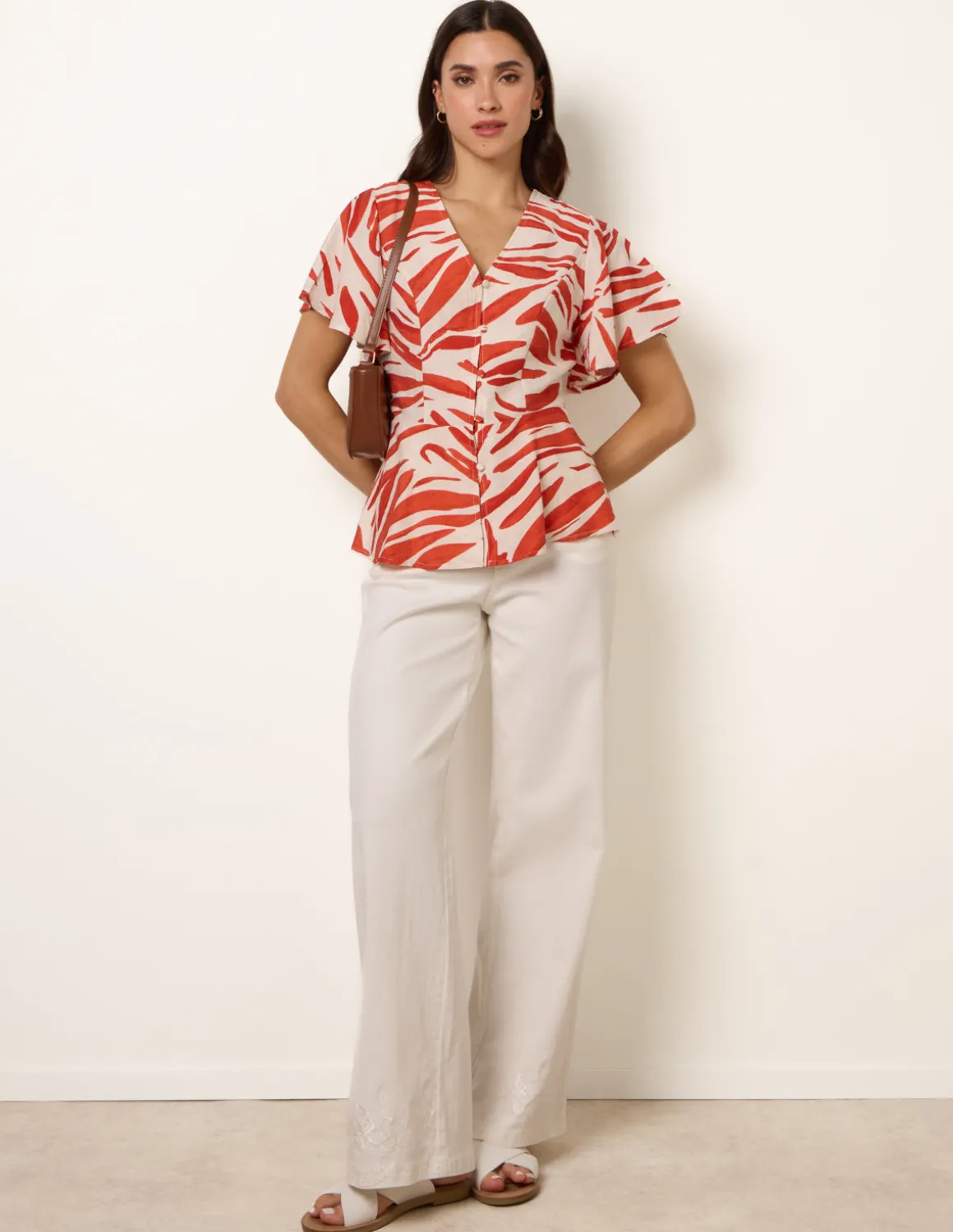 Top with Brushstroke Leaf Print