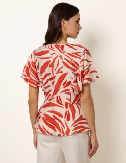 Top with Brushstroke Leaf Print